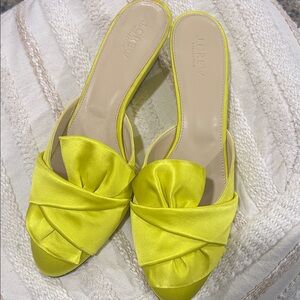 J. Crew Women's Sz 10 Bright Yellow Satin Wedge